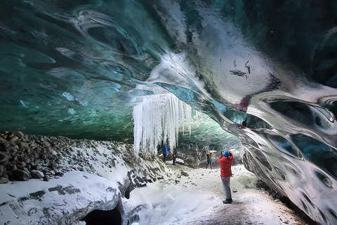 Ab Reykjavik: 2-tägige Südküsten-Tour mit Blue Ice CaveUnterkunft mit eigenem Bad