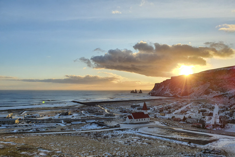 Grotta blu e costa sud: tour di 2 giorni da Reykjavík