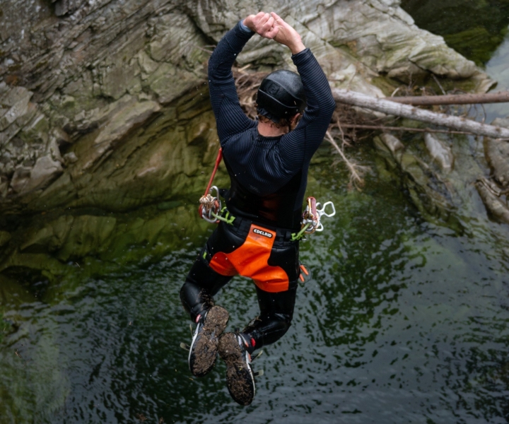 Pitlochry: tour privato di canyoning di Bruar Water
