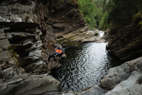 Pitlochry: excursion privée de canyoning dans l'eau de Bruar