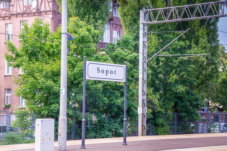 Sopot’s Seaside Charms: A Guided Walking Tour