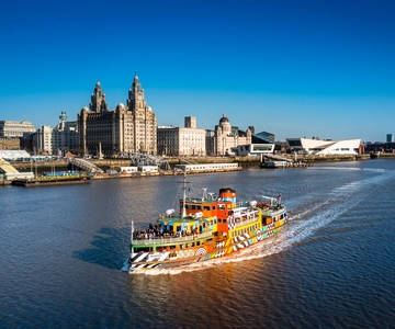 Liverpool: River Cruise and Hop-On Hop-Off Bus Tour