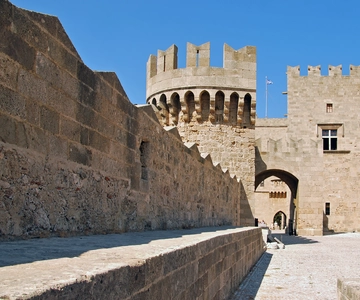 Rhodes: Palace of Grand Master Ticket & Rhodes SG audio tour