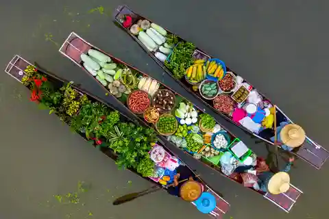 Ab Bangkok: Mae Klong-Eisenbahn-Tour und schwimmender Markt