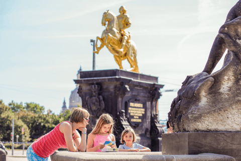 Dresden Neustadt: Scavenger Hunt Self Guided Tour