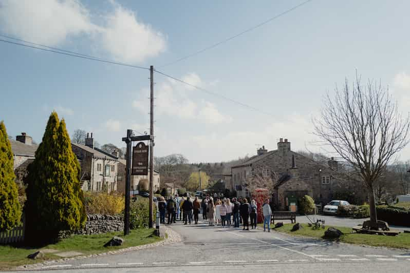 Leeds Emmerdale Village Set Guided Tour Getyourguide