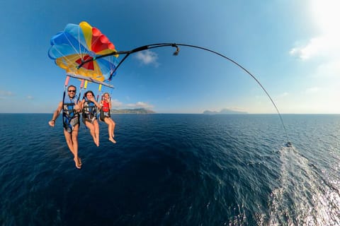 Sorrento Coast Parasailing Experience & Boat Tour
