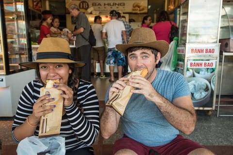 Hoi An: tour notturno di degustazione di cibo