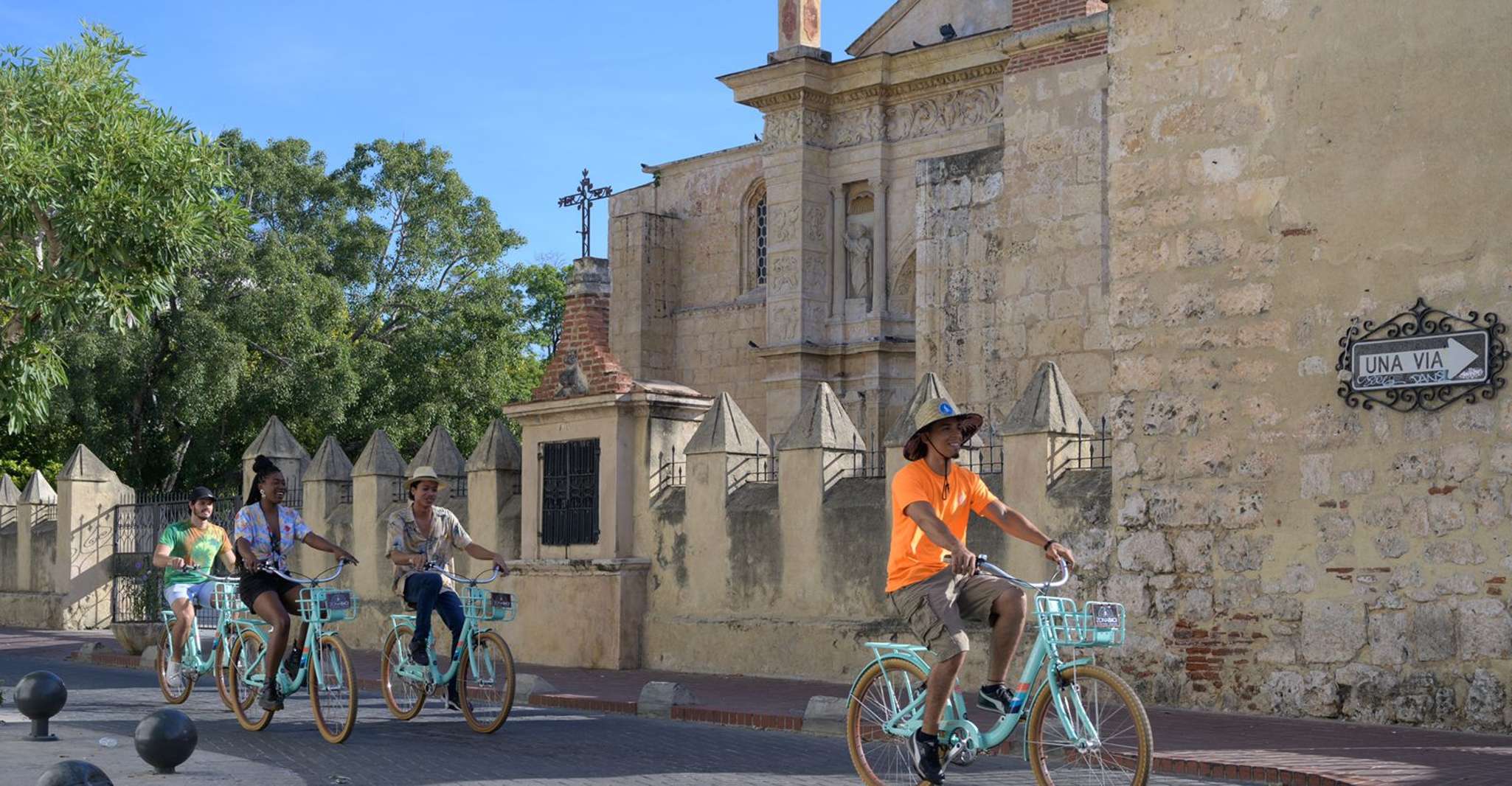 Santo Domingo, Ciudad Colonial Neighborhood Guided Bike Tour - Housity