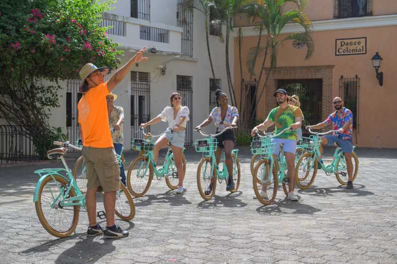 Santo Domingo: Zona Colonial Guided Tour on a Bike