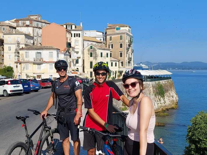 Korfu: Altstadt-Radtour - Geschichte, Aromen und enge Gassen!