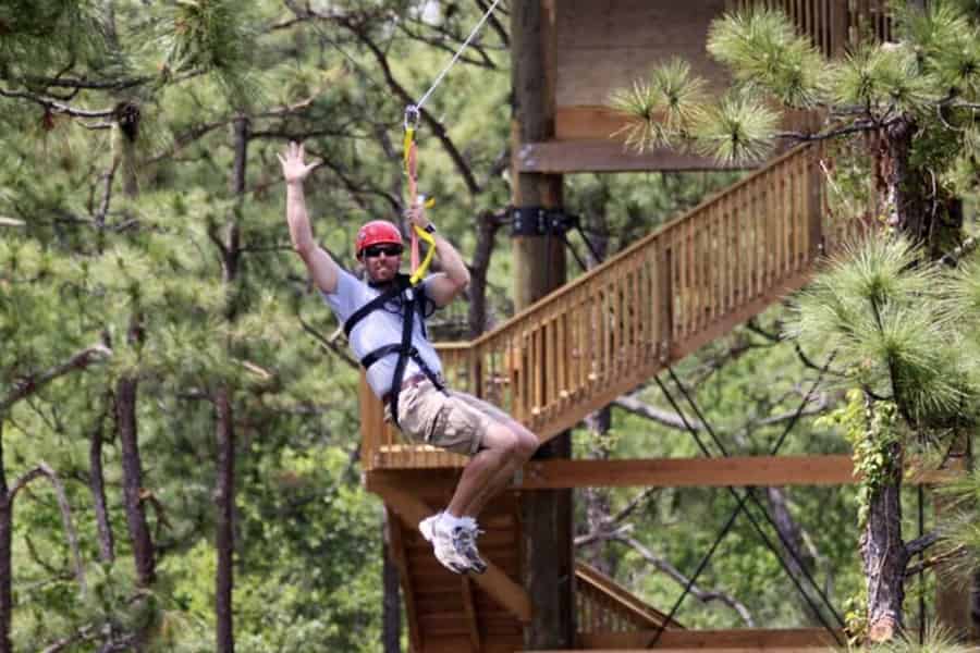 Orlando: Gatorland Zipline Abenteuer mit ganztägigem Parkzugang. Foto: GetYourGuide Orlando: Gatorland Zipline Abenteuer mit ganztägigem Parkzugang. Foto: GetYourGuide