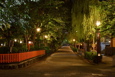 Kyoto: Gion Geisha District Guide Ninja Guide & Etiquette