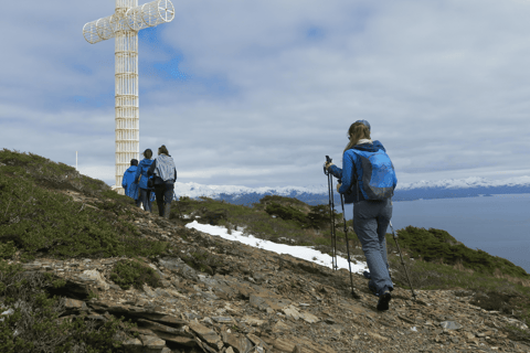 Punto Arenas: Cape Froward Guided Sail and Trekking Day Trip Cabo Froward Navigation + Trekking to Cruz de los Mares