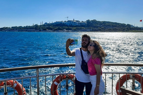 Estambul: Recorrido a pie por el lado asiático con viaje en ferry