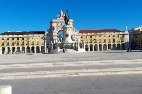 Lizbona: Private City Highlights Tuk-Tuk Tour dla 2 osób