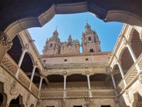 Salamanca, Monuments and Landmarks Guided Walking Tour - Housity