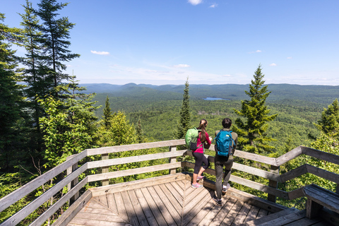 Von Montreal aus: Mont-Tremblant-Nationalpark: Tagesausflug zum Wandern