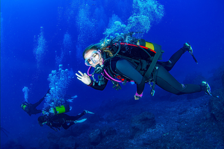 Radazul: Salida de Buceo en Bahía Radazul con Bebidas