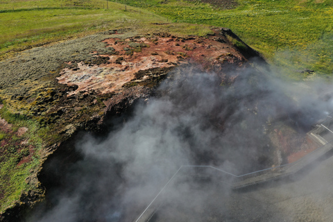 Reykjavik: excursão de 2 dias pelo oeste com Snæfellsnes e Silver CircleExcursão de 2 dias com cavernas de lava em Viðgelmir