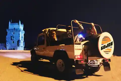 Lisbon by Night: Vintage Jeep with Drink Tastings ;)