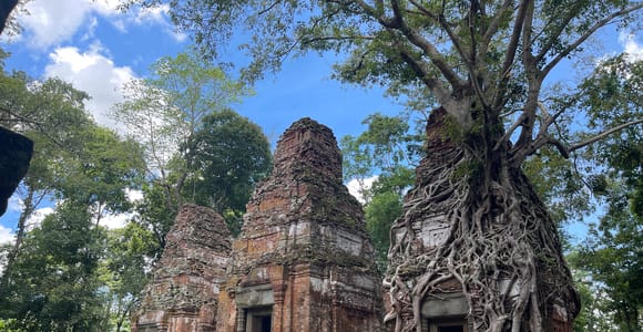 Full-Day Tour: Phnom Kulen Waterfall, Koh Ker & Beng Mealea