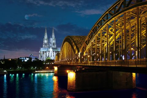 Cologne: Private Walking Tour of City Center