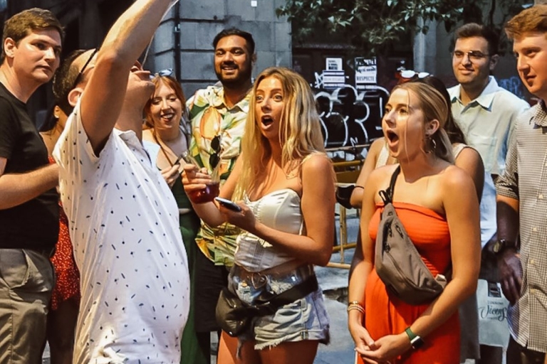 Barcelona: piesza wycieczka z lokalnymi tapas i winemBarcelona: piesza wycieczka z lokalnymi tapas i degustacją wina