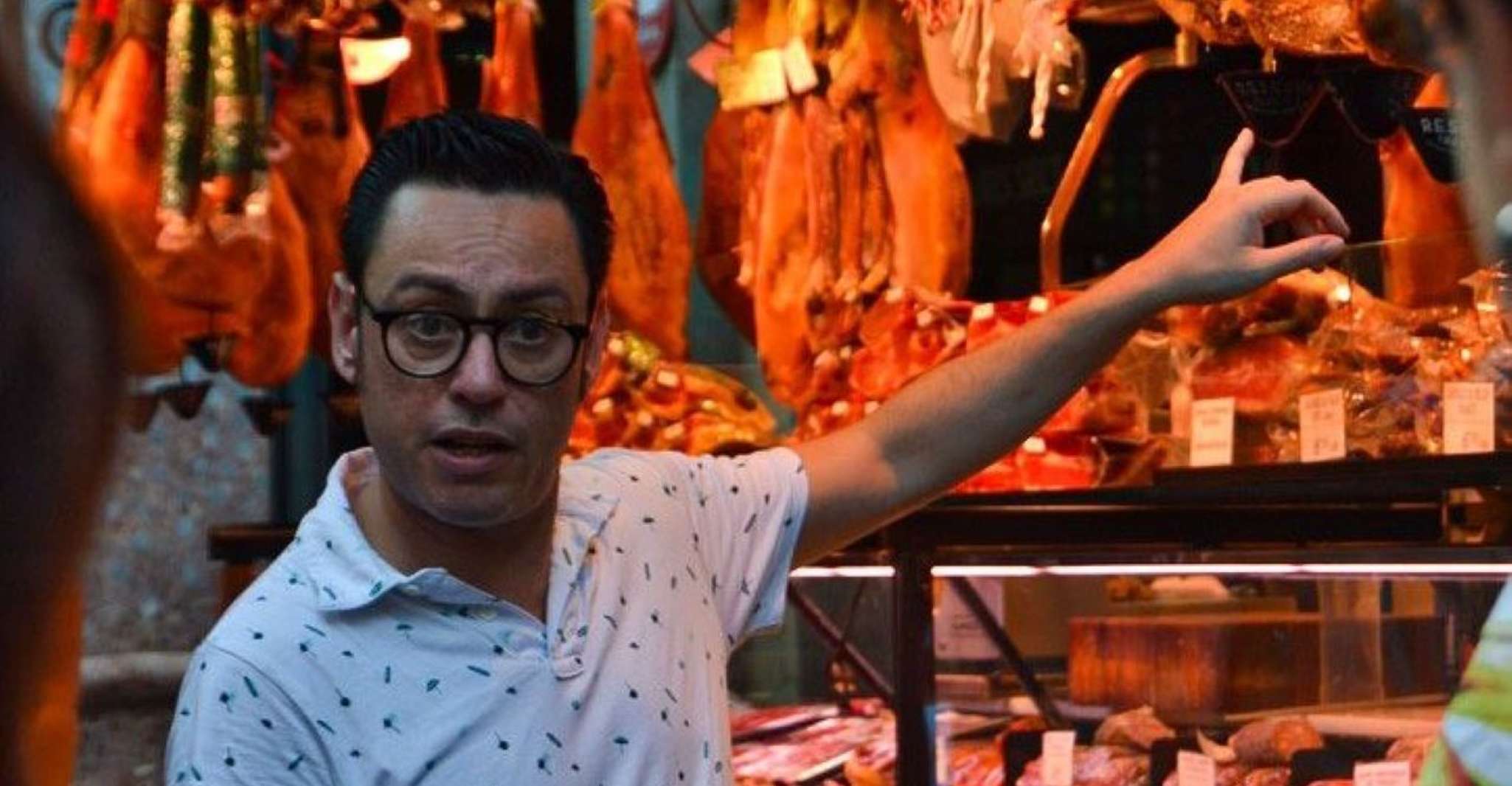 Barcelona, Tapas Walking Tour mit Essen, Wein und Geschichte - Hizvo
