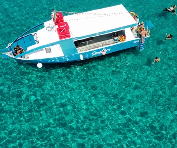 De Tropea: passeio de barco Capo Vaticano com snorkel e aperitivo