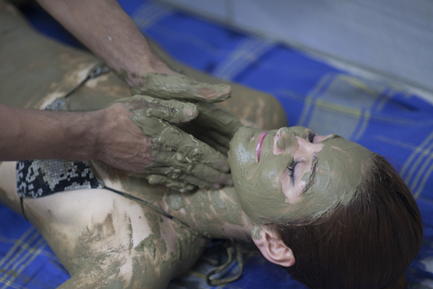 Kemer/Belek/Lara: Turks bad en massage met hoteltransferOphalen van Kemer, Kiriş, Çamyuva, Beldibi en Goynuk