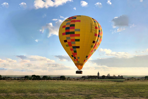 Z Madrytu: balon na ogrzane powietrze w Segowii