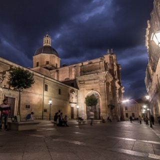 Salamanca: Evening Sightseeing Walking Tour