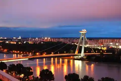 Bratislava: Geführter Rundgang bei Nacht mit Altstadt