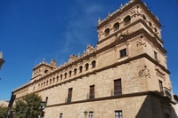Salamanca, Guided Sightseeing Tour by Bicycle - Housity