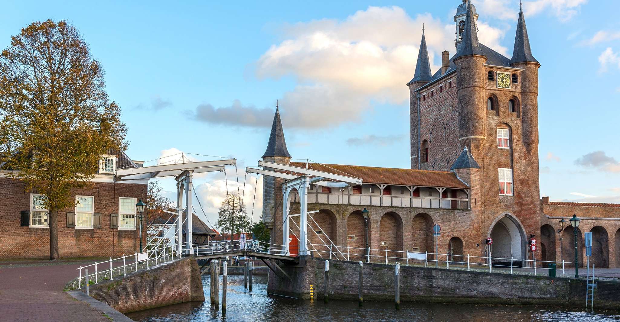 Zierikzee, Escape Tour - Self-Guided Citygame - Housity