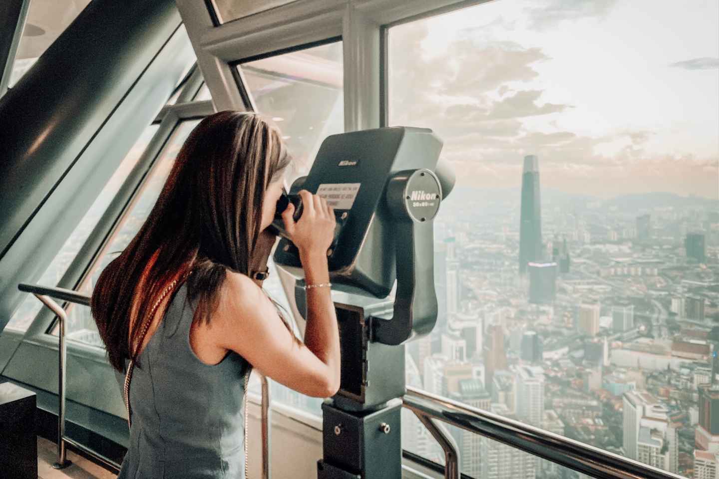 famous buildings in kuala lumpur | menara kuala lumpur tower