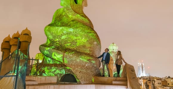 La Pedrera Premium: Exclusive Tour with Cava & Stunning View