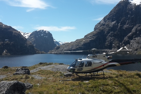 Vuelo en helicóptero en Sutherland Falls | Milford Helicopters