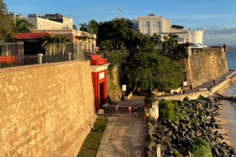San Juan: Old Town Walking Tour with Fort Morro Visit