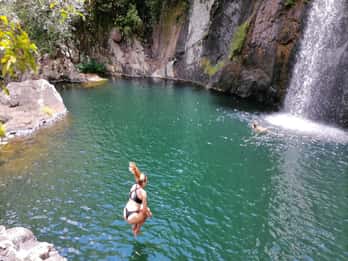 Maurice : Randonnée guidée aux chutes de Tamarind avec baignade et déjeuner