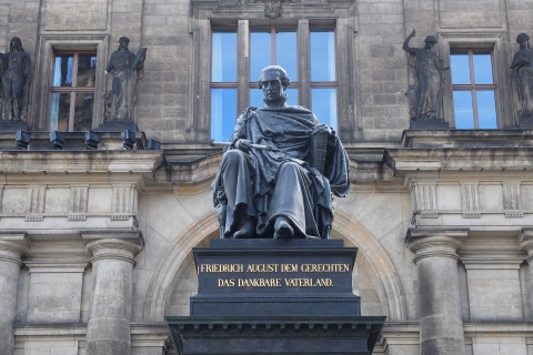 Dresden: Gemeinsame Kleingruppenwanderung auf EnglischDresden: Rundgang im historischen Stadtzentrum