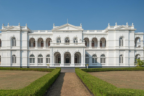 Colombo City Tour with Hotel Pickup From Bentota Ahungalle