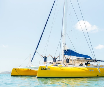 Fiji: South Sea Sailing Experience with Lunch