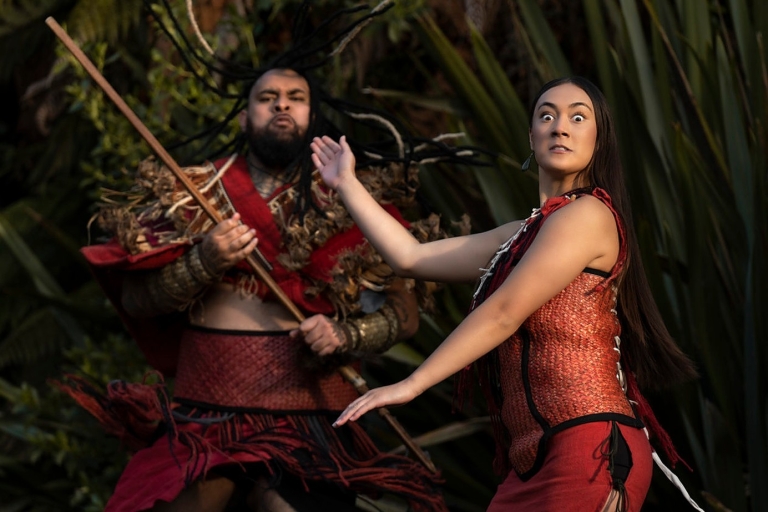 Rotorua: experiencia cultural maorí Te Pa Tu con cena