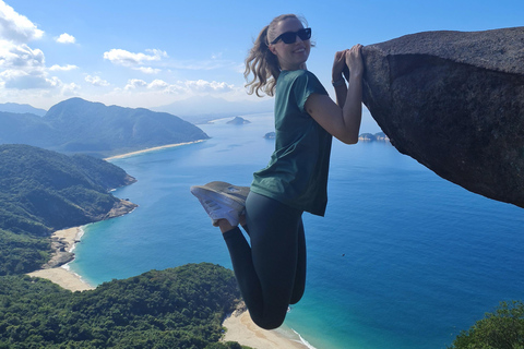 Rio de Janeiro: Tour a piedi di Pedra do Telégrafo con spiaggeAlba: Tour escursionistico di Pedra do Telégrafo con le spiagge