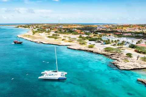 Aruba: Sailing and Snorkeling Experience with Drinks