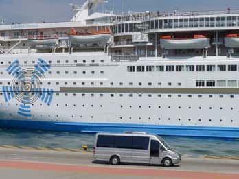 Athens: Private Sightseeing Guided Tour with Transportation