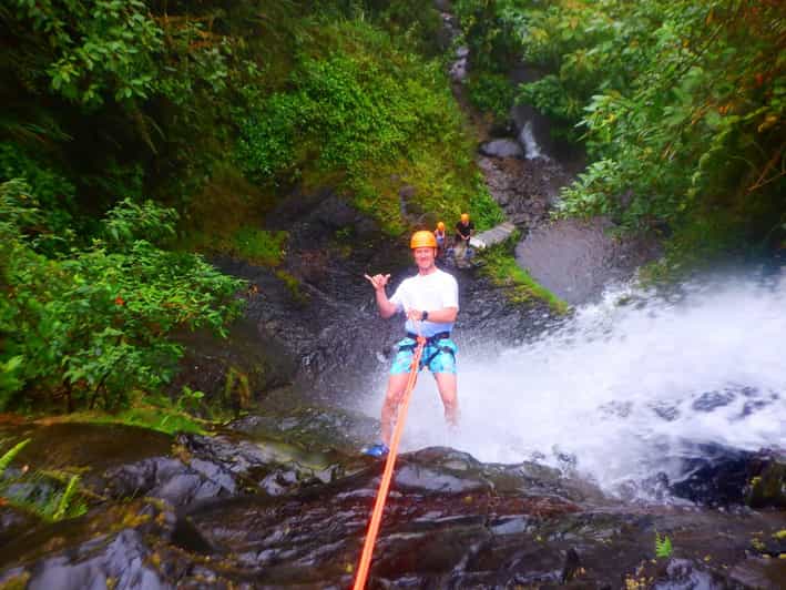 Guayaquil tour de día completo por el bosque nuboso, senderismo y
