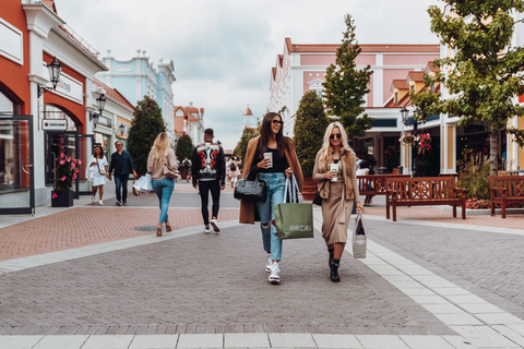 Desde Viena: Parndorf Outlets Traslado en autobús lanzadera